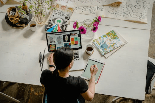 Unlocking Artist Income: Top 10 Revenue Streams for Artists You Need to Know