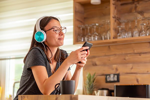 The Profitable Musician | Sydney Swift | AI For Musicians